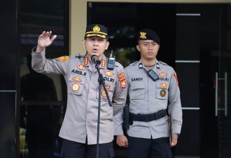 Kapolresta Bengkulu Kombes. Pol Aris Sulistyono, SH, MH saat pimpin apel pagi