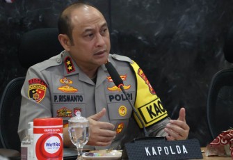 Kapolda Kalbar Irjen Pol Pipit Rismanto, S.I.K., M.H. saat Laksanakan Rakor Lintas Sektoral Bersama Stakeholder Terkait Pengamanan Nataru 2024