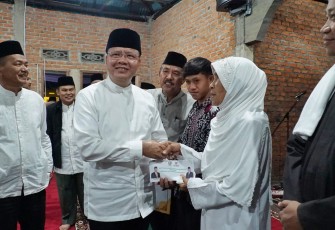 Gubernur Rohidin Beri Bantuan Pembanguan Masjid Hampir 1 Miliar di Rejang Lebong 
