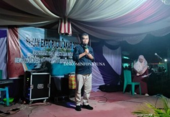 Bupati Natuna, Wan Siswandi saat menutup Pekan Expo Pulau Akar Desa Cemaga 