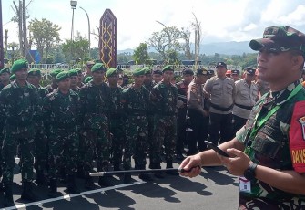 Dandim 1310/Bitung saat menggelar apel gelar pasukan