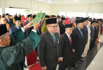 Pemkab Agam kembali melakukan pelantikan untuk mengisi kekosongan OPD di Balairung rumah dinas Bupati Agam.