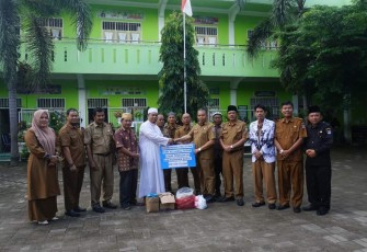 Dinas Pendidikan Pasbar Serahkan Rp 175 Juta Lebih Donasi Untuk Palestina Ke MUI 