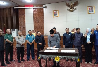 Raperda APBD-P Provinsi Bengkulu Tahun Anggaran 2023 Disetujui Jadi Perda