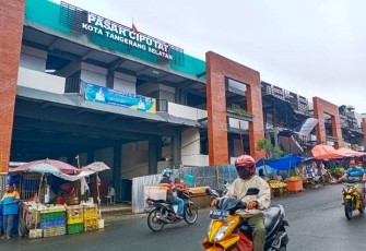 Foto Pasar Ciputat (Sumber: Linimassa.id)