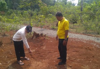 Pengecekan ke lokasi kejadian (kubangan lumpur)