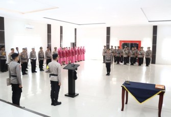 Kapolres Lingga Pimpin Upacara Pelantikan dan Sertijab Pejabat Utama Polres Lingga