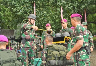 Danyonmarhanlan VIII Bitung Resmi Terima Prajurit Remaja