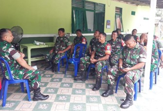 Danramil saat Sampaikan Babinsa Harus Solid Dalam Menjalankan Tupoksi Sebagai Apkowil 