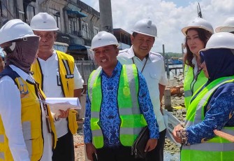Wali Kota Bersama Cen Sui Lan saat Tinjau Progres Pembangunan Pasar Baru Tanjungpinang 