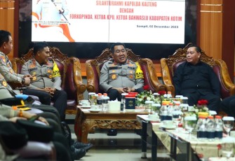 Kapolda Kalteng Ramah Tamah Dengan Forkopimda Kotawaringin Timur 