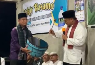 Wabup Richi Aprian Resmikan Aula Baru Ponpes Darul Ulum Padang Magek