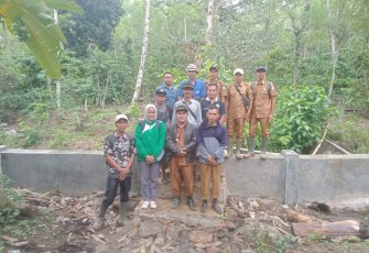 Desa Langgar Jaya Lakukan Ofname Pembangunan Talud Penahan Banjir