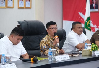 Penjabat (Pj.) Wali Kota Tanjungpinang, Hasan, S.Sos, di Aula Sultan Sulaiman Badrul Alamsyah, kantor Wali Kota, Kamis (8/11).