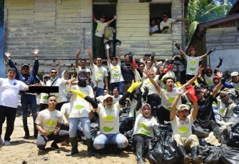 Sahabat Humas BP Batam dan Pertamina Angkut 4 Ton Sampah