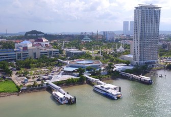  Pelabuhan Internasional Batam Center