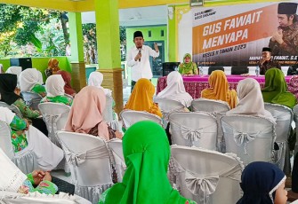 Anggota DPRD Jawa Timur, Muhammad Fawait saat serap aspirasi masyarakat di Desa Purwosari, Kecamatan Gumukmas, Jember, Senin 17 Juli 2023. 