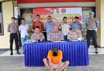 Polres Seluma saat Rilis Keberhasilan Ungkap Kasus Persetubuhan Anak Bawah Umur Dilakukan Ayah Tiri