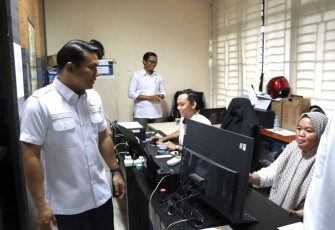 Wabup Osit saat Silaturahmi Sekaligus Beri Semangat Pegawai