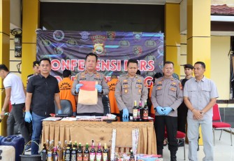 hukum