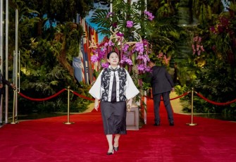 Ketua DPR RI Puan Maharani saat menghadiri pembukaan Konferensi Tingkat Tinggi (KTT) ke-43 ASEAN di Jakarta.