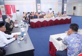 Wali Kota Rahma saat Pimpin Rapat Pengembangan Kota Layak Anak