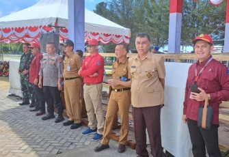 Bupati dan Wakil Bipati Natuna saat Pantau Persiapan Jelang Puncak HUT Kemerdekaan RI ke 78 di Pantai Piwang