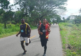 Lomba Lari 10 K di Timika