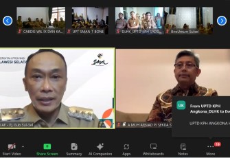 Pj Gubernur Sulsel Prof Zudan Arif Fakrulloh saat pimpin apel pagi secara virtual