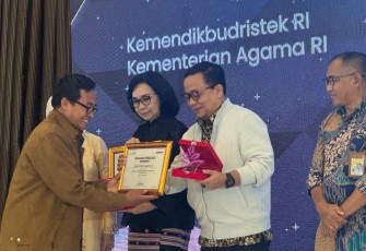 Kemenag terima penghargaan dari Komnas Perempuan