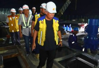 Menteri PUPR Basuki Hadimuljono selaku Plt Kepala OIKN didampingi Wamen ATR/BPN selaku Wakil Kepala OIKN Raja Juli Antoni mengikuti langsung tes pengaliran air (running test ke-3) dari Instalasi Pengolahan Air Minum (IPA) Sepaku menuju reservoir induk IKN Nusantara yang berada di titik tertinggi. Running test ke-3 berlangsung sejak Sabtu hingga Senin dini hari (20/7/2024 sd 22/7/2024)