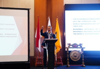 Ketum PBTI Letjen TNI Richard Tampubolon Membuka Seminar Wasit Internasional Taekwondo Yang Diikuti 35 Negara