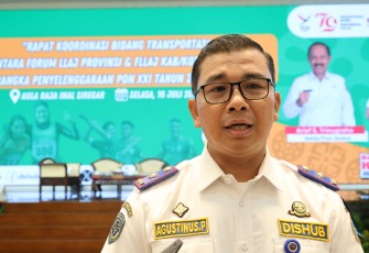  Kadishub Sumut, Agustinus Panjaitan, yang juga menjabat sebagai Ketua Bidang Transportasi PB PON, di Medan, Rabu (7/8)