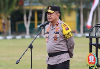 Kepala Kepolisian Daerah Kalimantan Tengah Irjen Pol Drs. Djoko Poerwanto, menghadiri apel kesiapan pengamanan Pemilu tahun 2024 bertempat di Lapangan Makorem 102 Panju Panjung, Jl. Imam Bonjol, Kota Palangka Raya, Kamis (1/2/2024)