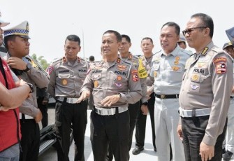 Kakorlantas Polri Irjen Pol. Aan Suhanan saat melakukan peninjauan Tol Fungsional Solo - Yogya 