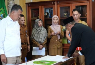 Bupati Natuna, Wan Siswandi Lantik Pimpinan Tertingi Pertama dan Jabatan Fungsional di  Lingkungan Pemerintah Daerah