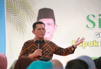 Gubernur Kepri, Ansar Ahmad pada acara silaturahmi yang dilaksanakan pada Sabtu, (8/6).
