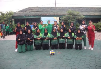 Tim Voli Persit Koramil Jogorogo Raih Juara 1 Dalam Turnamen Bola Voly Antar Ranting 