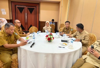 Pemprov Kepri melalui Dinas Kesehatan menginisiasi Pertemuan Koordinasi Lintas Sektoral dan Lintas Program yang dilaksanakan di Aston Hotel Tanjungpinang, Selasa (11/6).