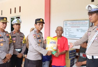 Satlantas Polres Lingga Salurkan Tali Asih 