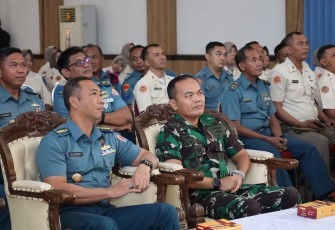 Lantamal V Nobar Film “De Oost”