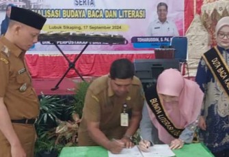Pasaman Mengukuhkan Bunda Literasi dan Duta Pasaman untuk Tingkatkan Minat Baca