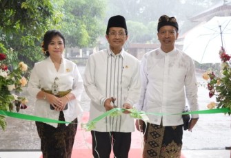 Menteri Agama Nasaruddin Umar meresmikan 12 gedung yang dibangun dengan skema pembiayaan Surat Berharga Syariah Negara (SBSN) Tahun 2024 di lingkungan Kanwil Kementerian Agama Provinsi Bali. Peresmian dilakukan di gedung Kantor Wilayah (Kanwil) Kemenag Bali