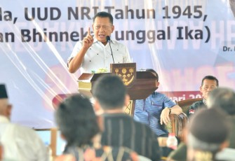 Bamsoet dalam Sosialisasi Empat Pilar MPR RI hari ke-11 dalam kunjungannya ke Dapil-7 Jawa Tengah bersama Paguyuban Kepala Desa "Wira Praja" se-Kabupaten Purbalingga, Minggu (28/1/24).