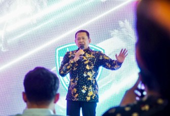 Ketua MPR RI sekaligus Wakil Ketua Umum Partai Golkar dan Ketua Umum Ikatan Motor Indonesia (IMI) Bambang Soesatyo menghadiri Kick Off Indonesia Modification & Lifestyle Expo (IMX) 2024 di Jakarta, Rabu (10/1/24)