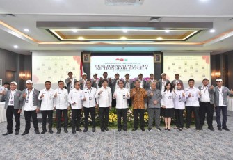 Wamendes PDTT Lepas Benchmarking Study Kepala Desa ke Tiongkok