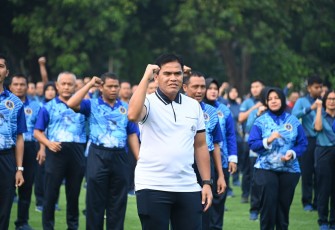 Kasal Ajak Prajurit Mabesal Laksanakan Olahraga Bersama 