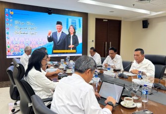 Gubernur Ansar Sampaikan Sejumlah Usulan Proyek APBN kepada Wamen PUPR 