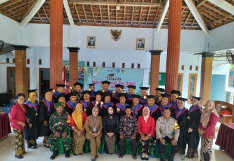 Babinsa Desa Wonoayu Hadiri Pembukaan Sekolah Orang Tua Hebat