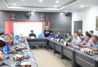 Ketua DPRD Batam Nuryanto saat Pimpin RDPU Lanjutan Bahas Pelebaran Jalan Tembesi Tower
